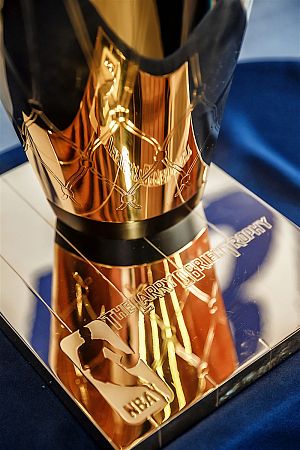 Автограф-сессия Тимофея Мозгова